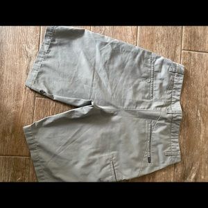 Men’s size 31 gray Volcom shorts. Like new